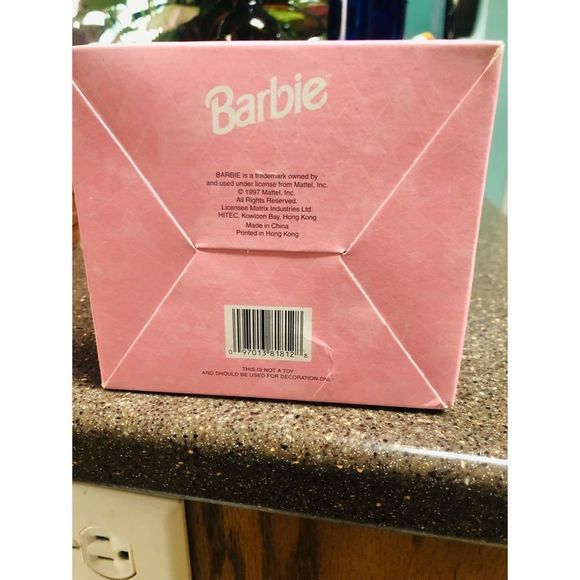 VTG 1998 HOLIDAY BARBIE DECOUPAGE 4”ORNAMENT - Picture 6 of 6